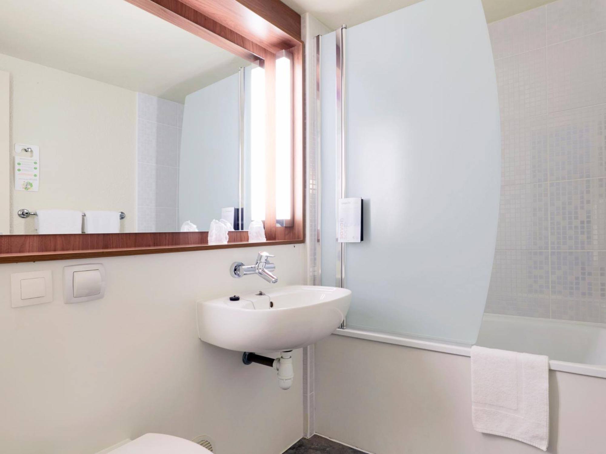 Hotel Campanile Brest - Gouesnou Aeroport Pokoj fotografie