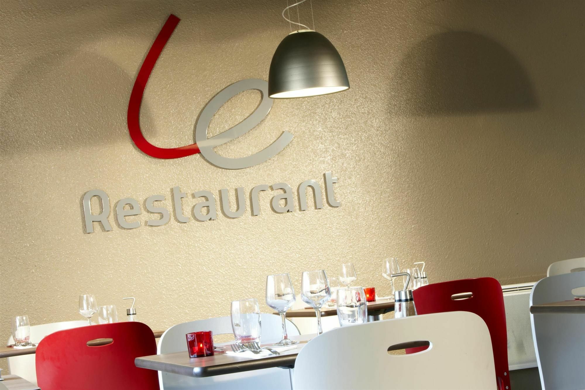 Hotel Campanile Brest - Gouesnou Aeroport Restaurace fotografie